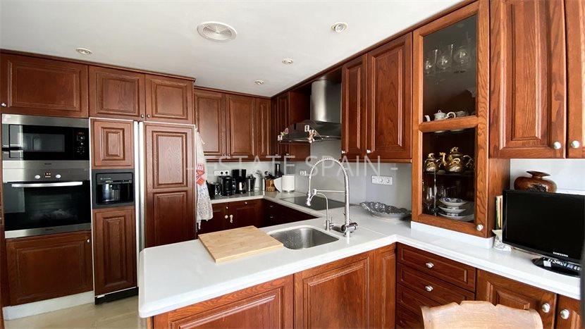 Апартаменты в Бенидорме 200 м2 №ART22113A672E  - Продажа - 42 preview