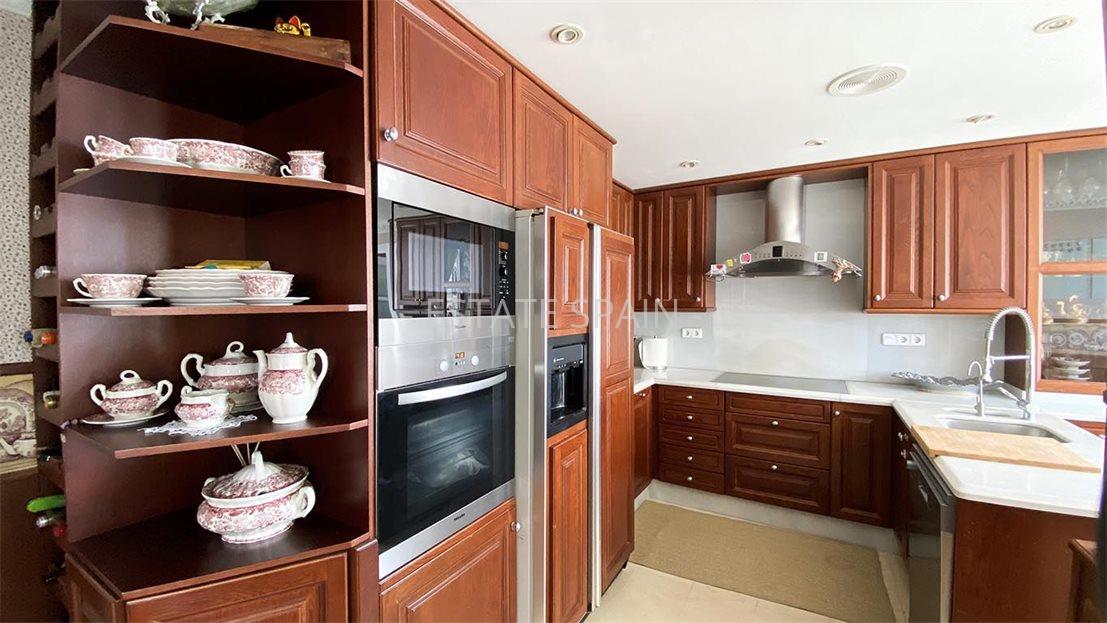 Апартаменты в Бенидорме 200 м2 №ART22113A672E  - Продажа - 37 large