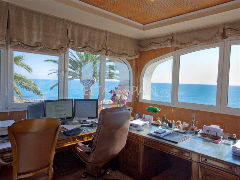 Усадьба в Кабо-де-лас-Уэртас 880 м2 №VL2121194DBB  - Продажа - 16 large