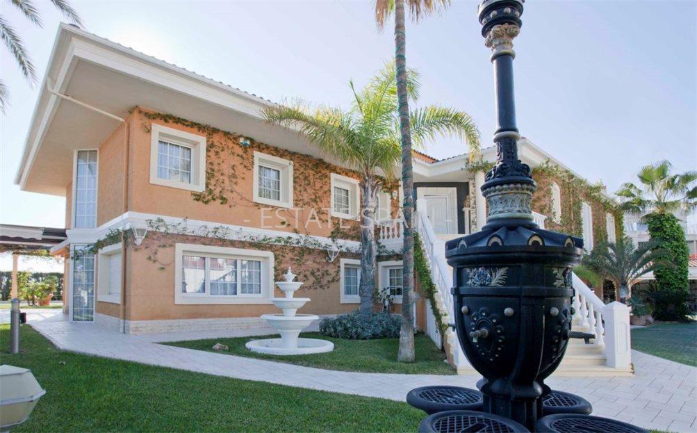 Усадьба в Кабо-де-лас-Уэртас 880 м2 №VL2121194DBB  - Продажа - 17 large