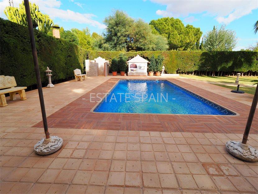 Вилла в Бусоте 2277 м2 №VL2486F665F  - Продажа - 11 large