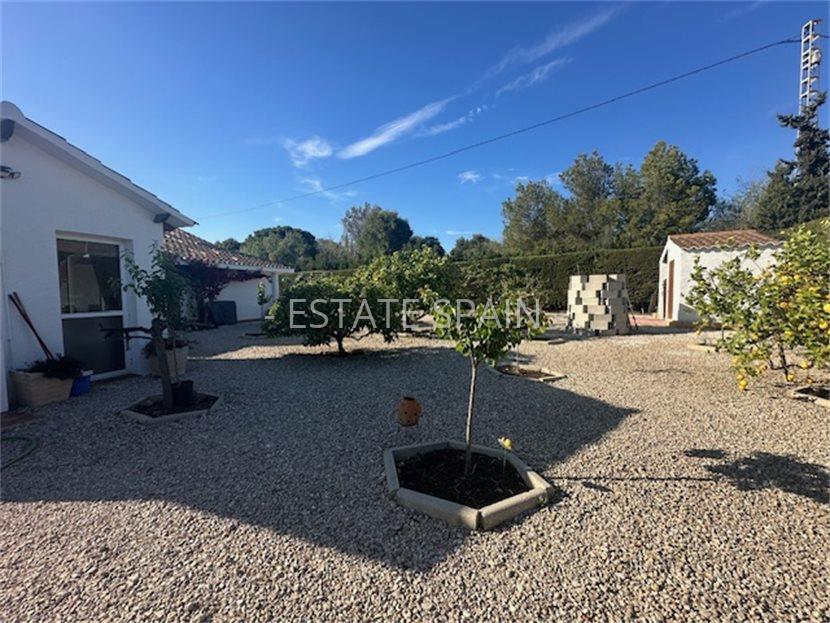 Вилла в Бусоте 2277 м2 №VL2486F665F  - Продажа - 4 large