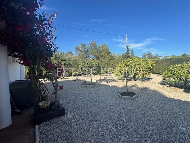 Вилла в Бусоте 2277 м2 №VL2486F665F  - Продажа - 2 preview