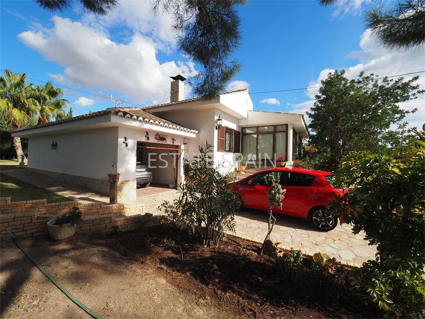 Вилла в Бусоте 2277 м2 №VL2486F665F  - Продажа - 1 large