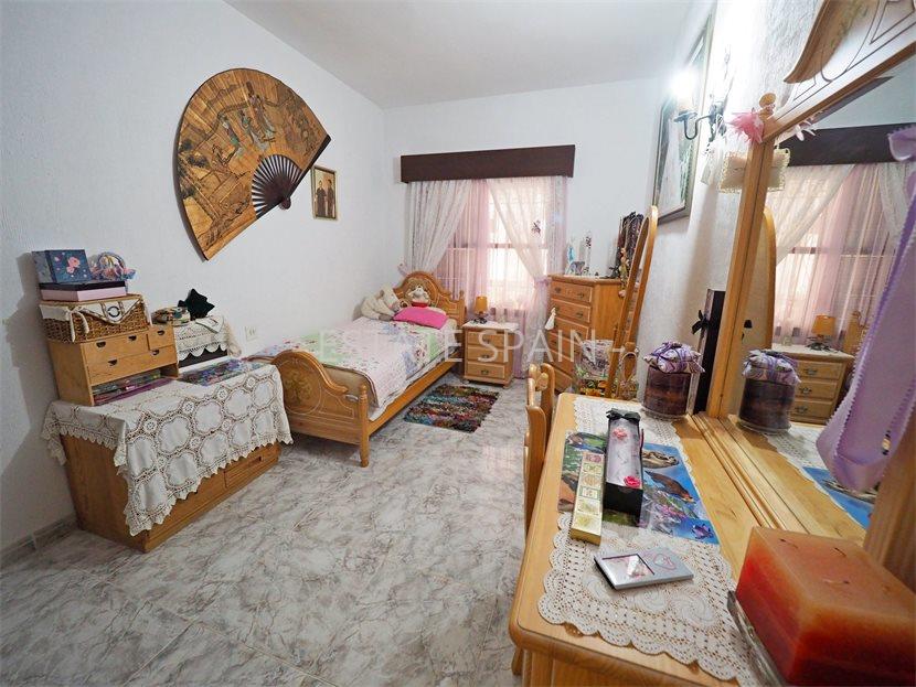 Вилла в Бусоте 2277 м2 №VL2486F665F  - Продажа - 30 large