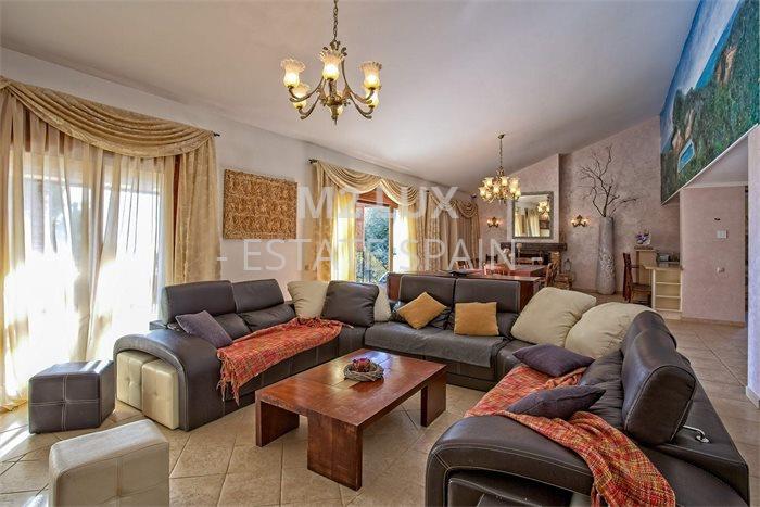 Вилла в Сан-Антони-де-Калонже 500 м2 №VL181123BBCA4  - Продажа - 3 preview