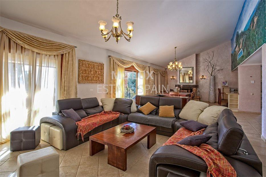 Вилла в Сан-Антони-де-Калонже 500 м2 №VL181123BBCA4  - Продажа - 3 large