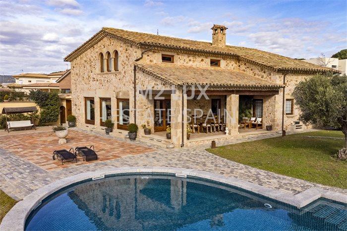 Вилла в Сан-Фелиу-де-Гишольс 515 м2 №VL24125DE69D  - Продажа - 66 preview