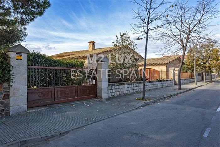 Вилла в Сан-Фелиу-де-Гишольс 515 м2 №VL24125DE69D  - Продажа - 70 preview