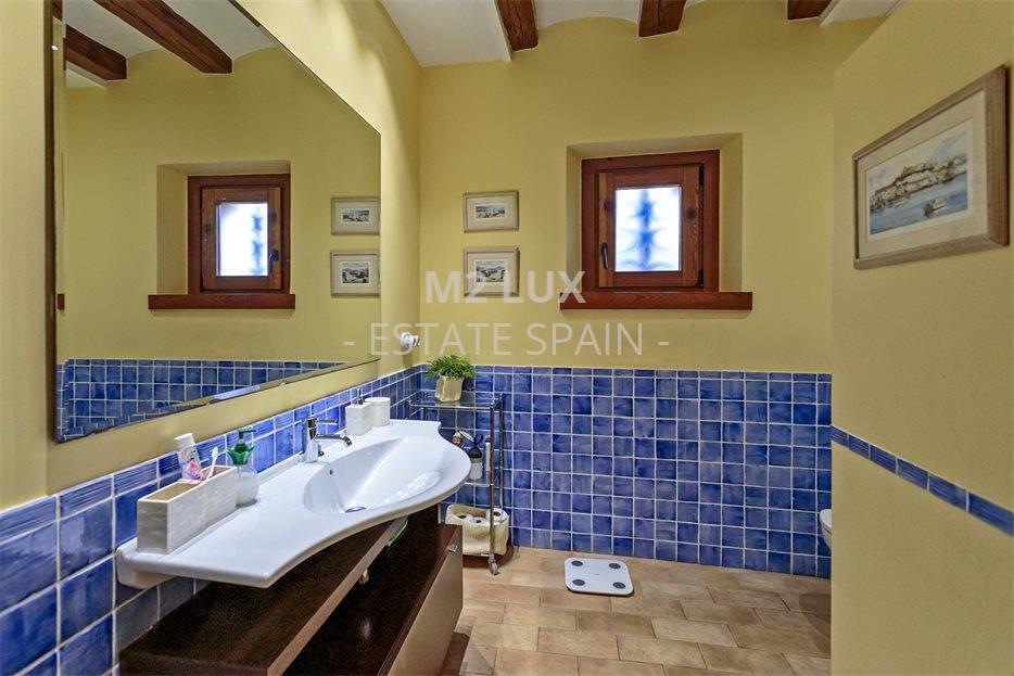 Вилла в Сан-Фелиу-де-Гишольс 515 м2 №VL24125DE69D  - Продажа - 27 large