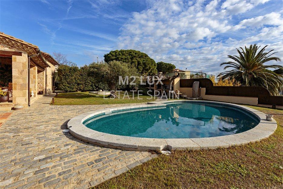 Вилла в Сан-Фелиу-де-Гишольс 515 м2 №VL24125DE69D  - Продажа - 12 large