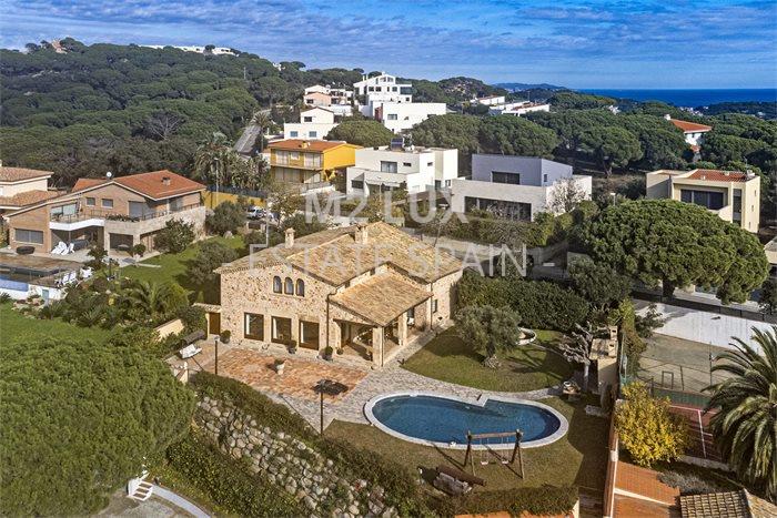 Вилла в Сан-Фелиу-де-Гишольс 515 м2 №VL24125DE69D  - Продажа - 62 preview