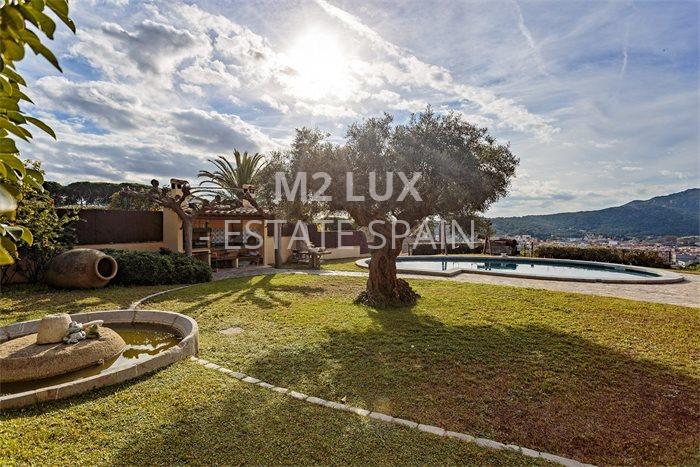 Вилла в Сан-Фелиу-де-Гишольс 515 м2 №VL24125DE69D  - Продажа - 5 preview