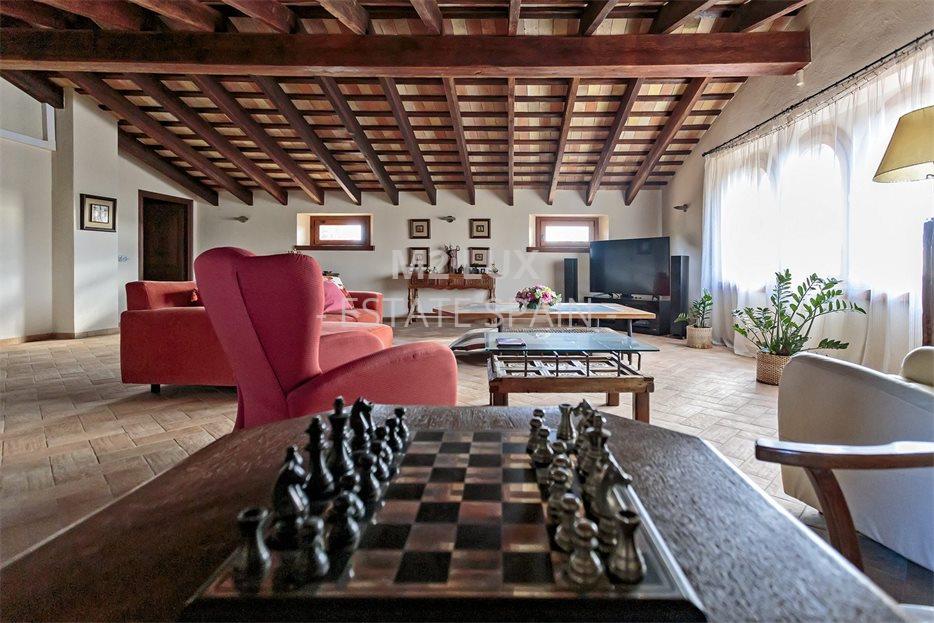 Вилла в Сан-Фелиу-де-Гишольс 515 м2 №VL24125DE69D  - Продажа - 39 large