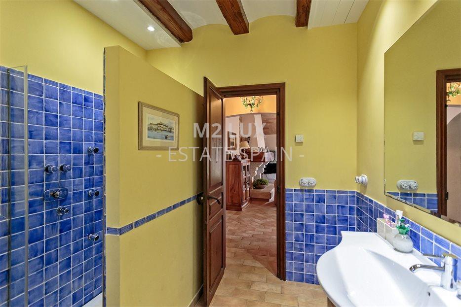 Вилла в Сан-Фелиу-де-Гишольс 515 м2 №VL24125DE69D  - Продажа - 28 large