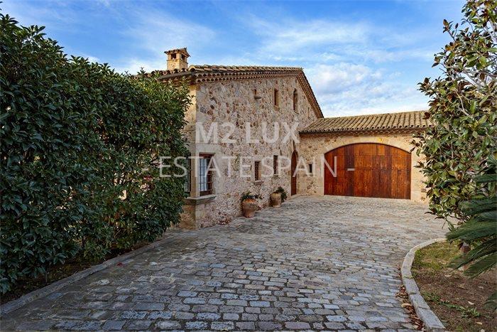 Вилла в Сан-Фелиу-де-Гишольс 515 м2 №VL24125DE69D  - Продажа - 2 preview