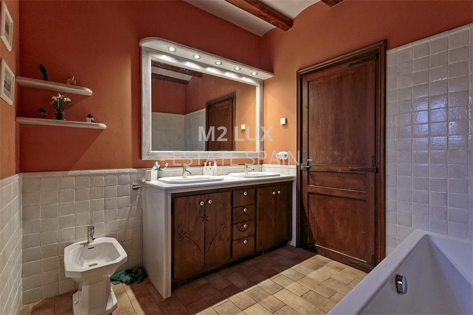 Вилла в Сан-Фелиу-де-Гишольс 515 м2 №VL24125DE69D  - Продажа - 33 large