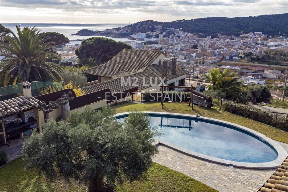 Вилла в Сан-Фелиу-де-Гишольс 515 м2 №VL24125DE69D  - Продажа - 68 large