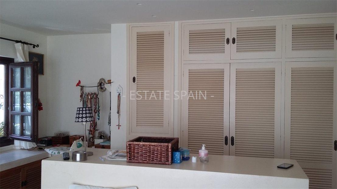 Вилла в Эстепоне 177 м2 №VL22217D66A8  - Продажа - 24 large