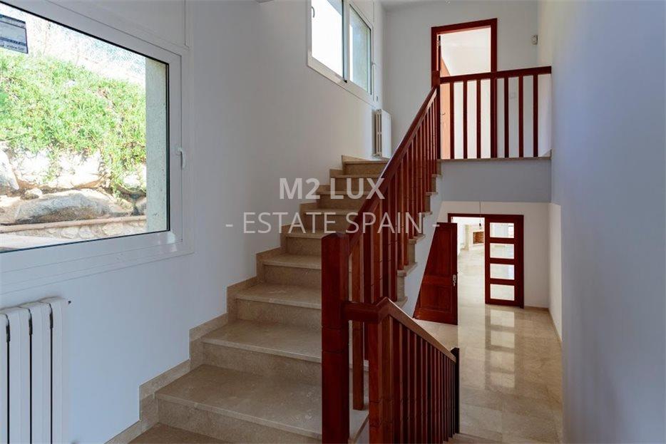 Дом в Кастель-Пладжа-де-Аро 441 м2 №VL191943898  - Продажа - 32 large