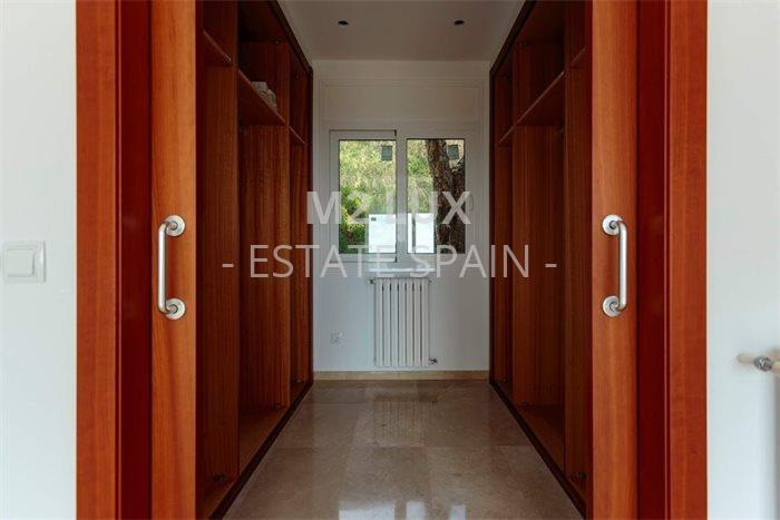 Дом в Кастель-Пладжа-де-Аро 441 м2 №VL191943898  - Продажа - 30 preview