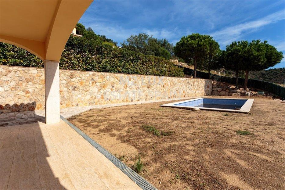 Дом в Кастель-Пладжа-де-Аро 441 м2 №VL191943898  - Продажа - 35 large