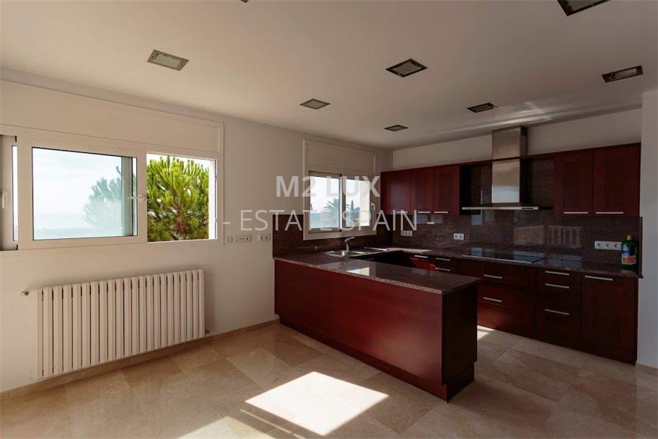 Дом в Кастель-Пладжа-де-Аро 441 м2 №VL191943898  - Продажа - 21 large