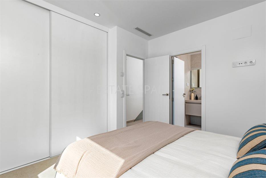 Вилла в Миль Пальмерас 264 м2 №VL261163D427  - Продажа - 29 large