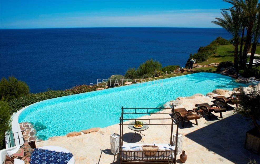 Вилла в Кала Мастелья 1500 м2 №VL171214F5E6  - Продажа - 3 large