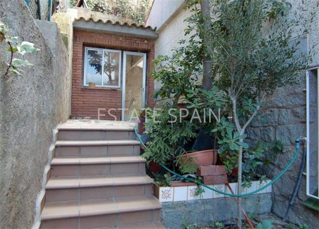 Шале в Сан-Поль-де-Мар 210 м2 №TAU1831B2AE  - Продажа - 1 preview