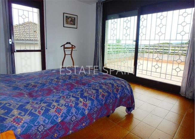 Шале в Сан-Поль-де-Мар 210 м2 №TAU1831B2AE  - Продажа - 2 preview