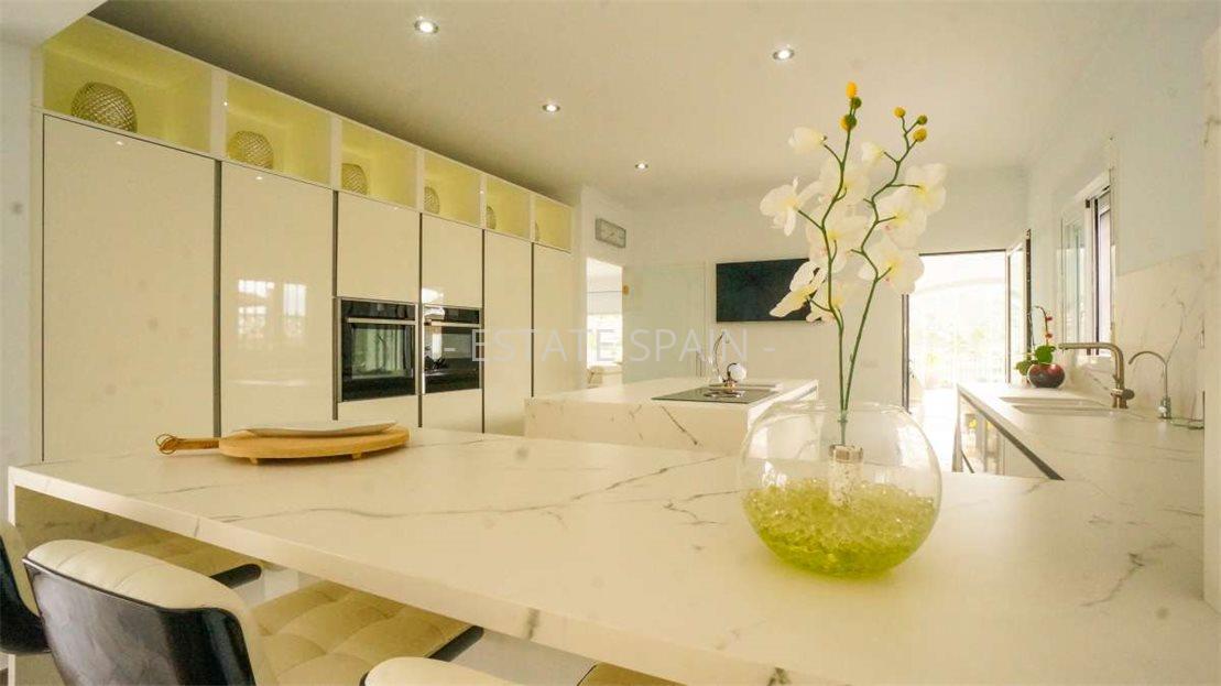 Вилла в Кальпе 262 м2 №VL218307598A  - Продажа - 22 large