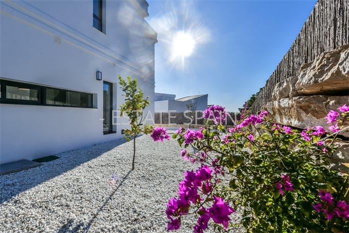 Вилла в Урбанизации Сьерра-Кортина 300 м2 №VL203353631  - Продажа - 9 preview