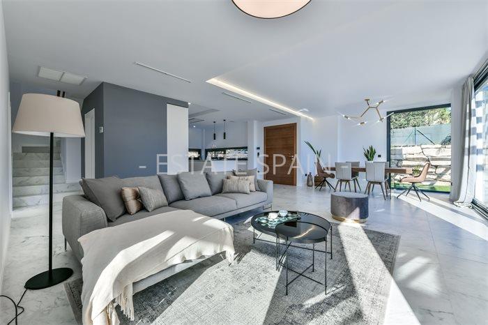 Вилла в Урбанизации Сьерра-Кортина 300 м2 №VL203353631  - Продажа - 18 preview