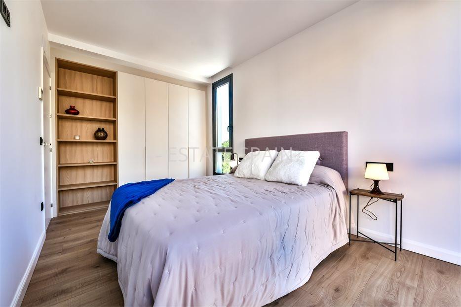 Вилла в Урбанизации Сьерра-Кортина 300 м2 №VL203353631  - Продажа - 35 large