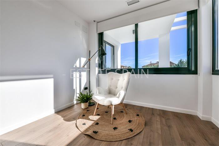 Вилла в Урбанизации Сьерра-Кортина 300 м2 №VL203353631  - Продажа - 16 preview