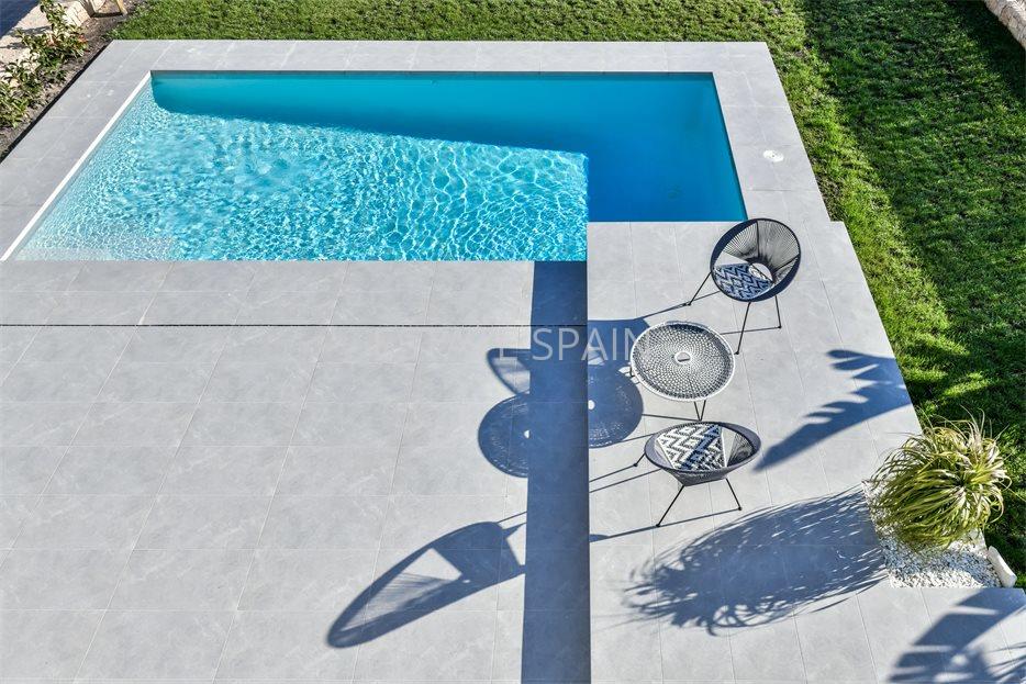 Вилла в Урбанизации Сьерра-Кортина 300 м2 №VL203353631  - Продажа - 12 large