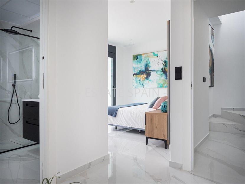 Вилла в Сан-Педро-дель-Пинатар 151 м2 №VL251010D5C96  - Продажа - 21 large