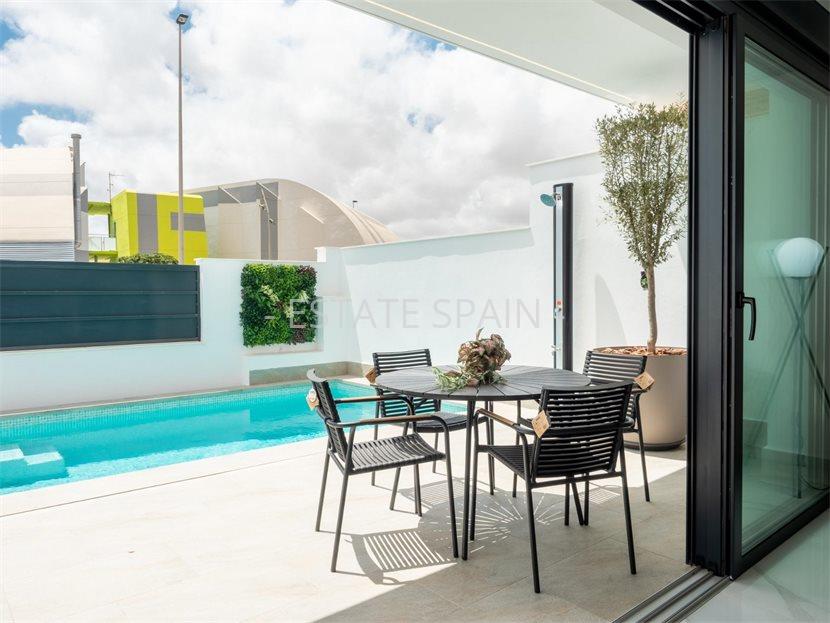 Вилла в Сан-Педро-дель-Пинатар 151 м2 №VL251010D5C96  - Продажа - 16 large