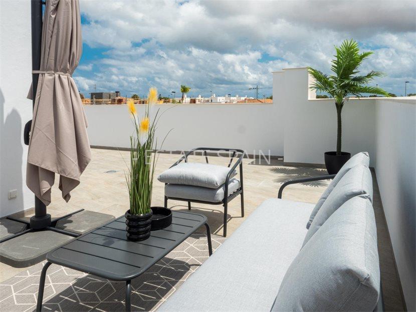 Вилла в Сан-Педро-дель-Пинатар 151 м2 №VL251010D5C96  - Продажа - 49 large