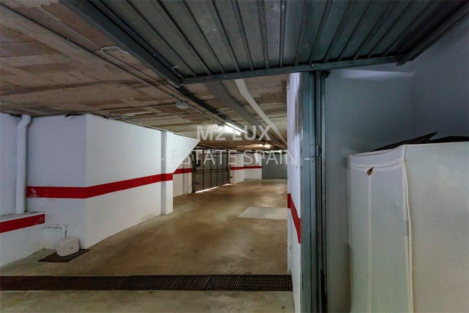 Таунхаус в Сан-Фелиу-де-Гишольс 199 м2 №BL2011125358  - Продажа - 34 large