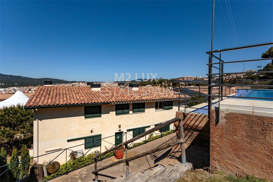 Таунхаус в Сан-Фелиу-де-Гишольс 199 м2 №BL2011125358  - Продажа - 41 large