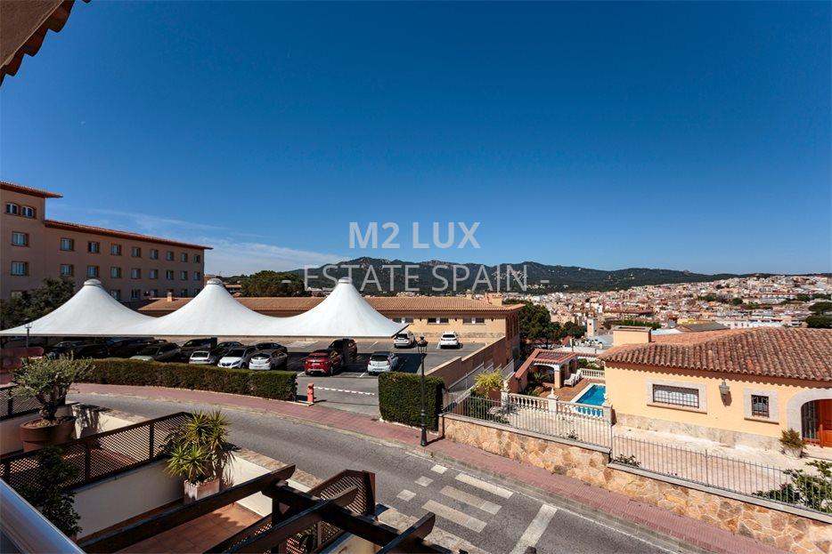 Таунхаус в Сан-Фелиу-де-Гишольс 199 м2 №BL2011125358  - Продажа - 26 large