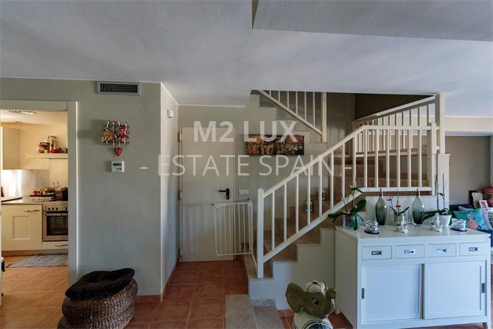 Таунхаус в Сан-Фелиу-де-Гишольс 199 м2 №BL2011125358  - Продажа - 15 preview