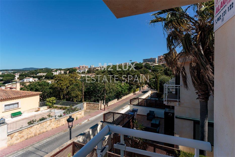 Таунхаус в Сан-Фелиу-де-Гишольс 199 м2 №BL2011125358  - Продажа - 24 large