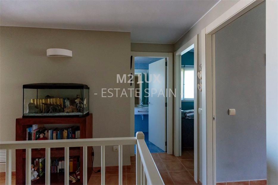 Таунхаус в Сан-Фелиу-де-Гишольс 199 м2 №BL2011125358  - Продажа - 17 large