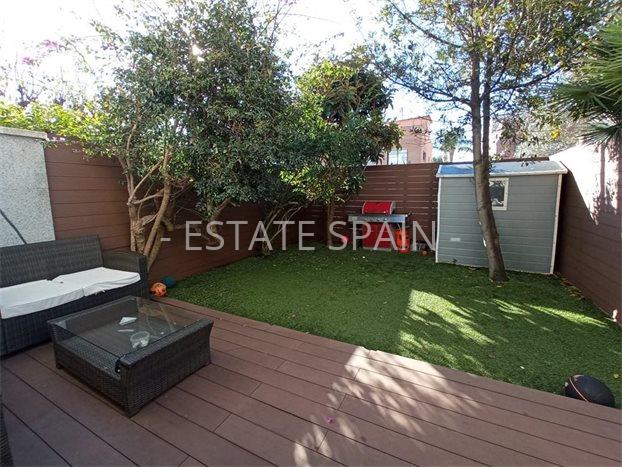 Таунхаус в Кастельдефельсе 150 м2 №ART25716BCE68  - Продажа - 1 preview