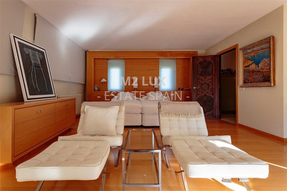 Поместье в Пальсе 632 м2 №VL233461B08  - Продажа - 70 large