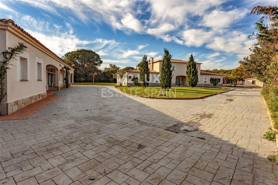 Поместье в Пальсе 632 м2 №VL233461B08  - Продажа - 5 large