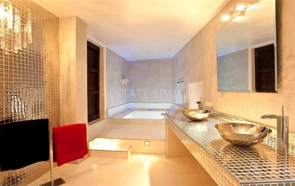 Вилла в Сьютат-д'Ивиса 950 м2 №VL17121497CE  - Продажа - 2 large